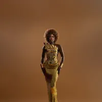 Poslechněte si interpreta undefined, sledujte hudební videa, přečtěte si životopis, podívejte se na data turné a další informace.