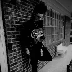 Posłuchaj wykonawcy CB xtzo, obejrzyj teledyski, przeczytaj biografię, zobacz daty tras koncertowych i nie tylko!