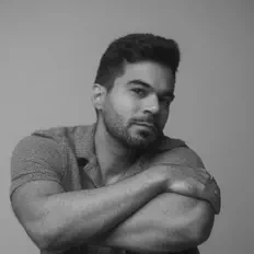 Listen to Davi Shamá, watch music videos, read bio, see tour dates & more!