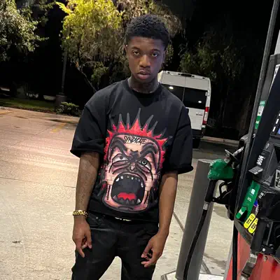 Listen to Glock Sama, watch music videos, read bio, see tour dates & more!
