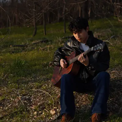 Listen to yemoon, watch music videos, read bio, see tour dates & more!