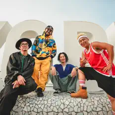 聆聽 MACK JACK、觀看音樂影片、閱讀小傳、查看巡演日期等！