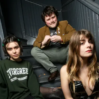 Listen to Skating Polly, watch music videos, read bio, see tour dates & more!