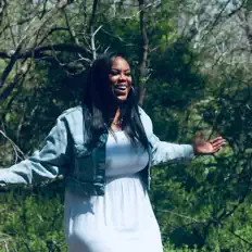 Escucha a Dani J., mira videos musicales, lee su biografía, consulta las fechas de las gira y más.