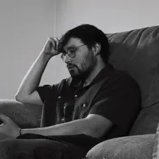 conscienceを聴いたり、ミュージックビデオを鑑賞したり、経歴やツアー日程などを確認したりしましょう！