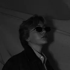 聆聽 Elijah Dallas、觀看音樂影片、閱讀小傳、查看巡演日期等！