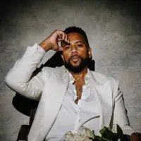 Posłuchaj wykonawcy undefined, obejrzyj teledyski, przeczytaj biografię, zobacz daty tras koncertowych i nie tylko!