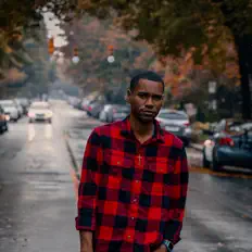 Ouça Christian Burroughs, assista a videoclipes, leia a biografia, veja as datas das turnês e mais!