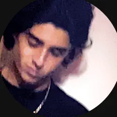 TOTEを聴いたり、ミュージックビデオを鑑賞したり、経歴やツアー日程などを確認したりしましょう！