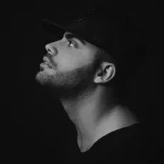 Escucha a Freyer, mira videos musicales, lee su biografía, consulta las fechas de las gira y más.