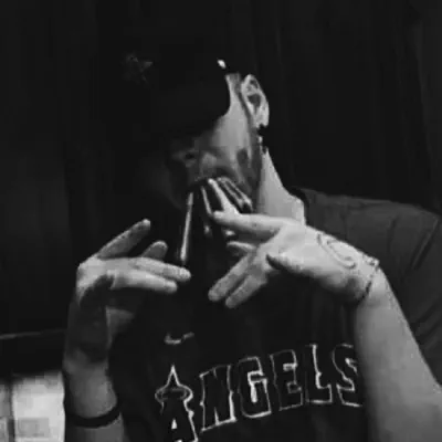 Listen to B Daubs, watch music videos, read bio, see tour dates & more!