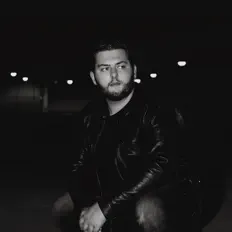 Poslechněte si interpreta Brandt Carmichael, sledujte hudební videa, přečtěte si životopis, podívejte se na data turné a další informace.