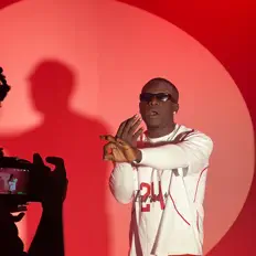 Rab-Iを聴いたり、ミュージックビデオを鑑賞したり、経歴やツアー日程などを確認したりしましょう！