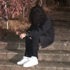 isdamenok: песни, клипы, биография, даты выступлений и многое другое.