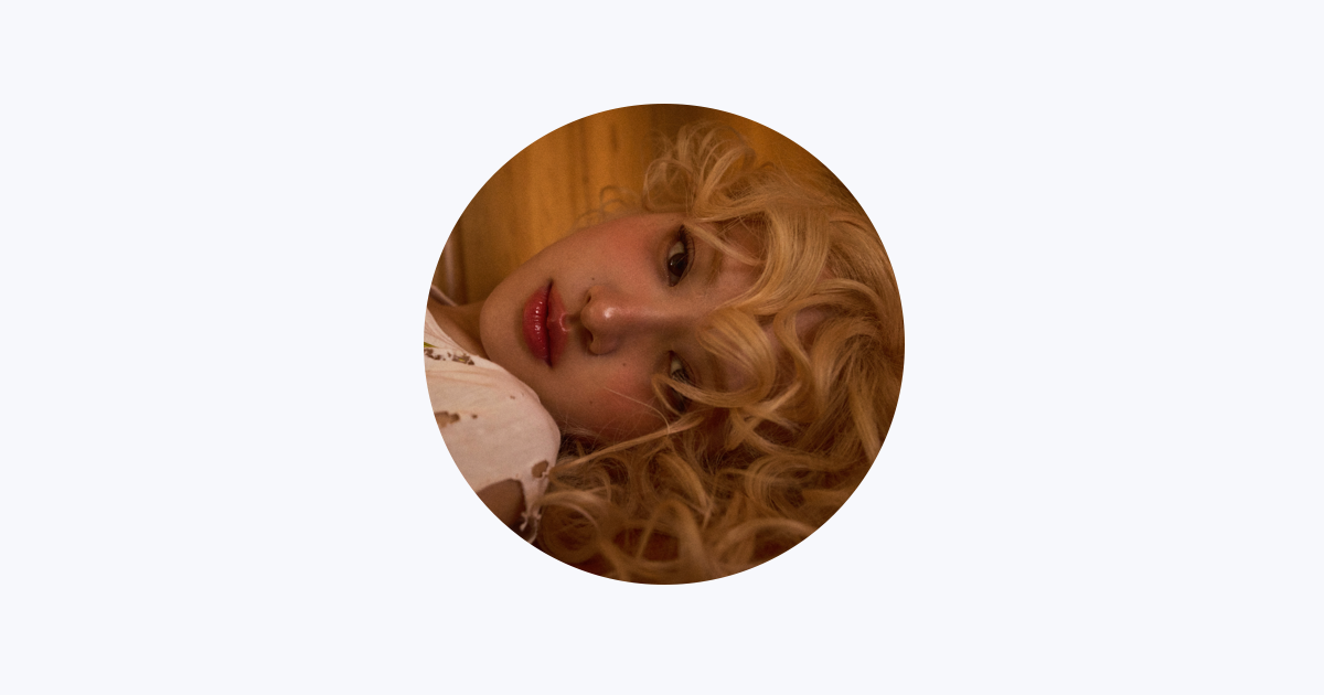 ‎ROSÉ Apple Music