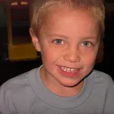 Austin Tosh을(를) 듣고, 뮤직 비디오를 보고, 약력을 읽고, 투어 일정 등을 확인하세요!