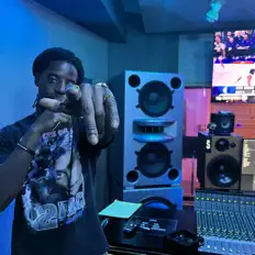 Ascolta Kas, the Conqueror, guarda video musicali, leggi la biografia, vedi le date del tour & altro!