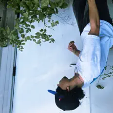 Écoutez mbthewave, regardez des vidéoclips, lisez la biographie, consultez les dates de tournée et plus encore !