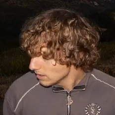 Jaco Pfeff: песни, клипы, биография, даты выступлений и многое другое.