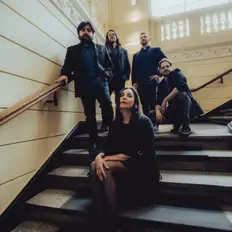 Listen to Crisálida, watch music videos, read bio, see tour dates & more!
