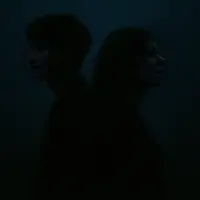 undefined을(를) 듣고, 뮤직 비디오를 보고, 약력을 읽고, 투어 일정 등을 확인하세요!