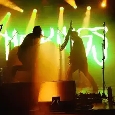 Ouve No Kings, vê vídeos de música, lê a biografia, vê as datas da digressão e muito mais!