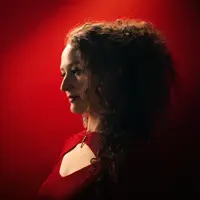 undefined을(를) 듣고, 뮤직 비디오를 보고, 약력을 읽고, 투어 일정 등을 확인하세요!
