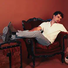 Luta: песни, клипы, биография, даты выступлений и многое другое.