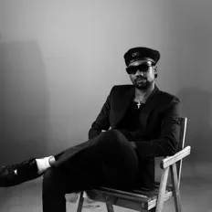 Parcy을(를) 듣고, 뮤직 비디오를 보고, 약력을 읽고, 투어 일정 등을 확인하세요!