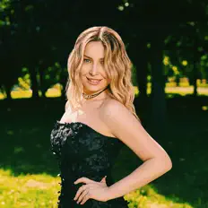 Ouve 9ILARA, vê vídeos de música, lê a biografia, vê as datas da digressão e muito mais!