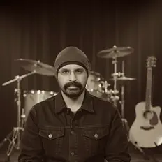 Vineet सुनें, म्यूज़िक वीडियो देखें, बायो पढ़ें, दौरे की तारीखें और बहुत कुछ देखें!