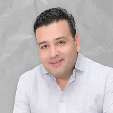 Escucha a Jose Luis Carrascal, mira videos musicales, lee su biografía, consulta las fechas de las gira y más.