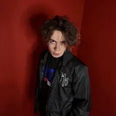 Listen to Карантин, watch music videos, read bio, see tour dates & more!