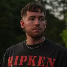 Listen to Elijah Kyle, watch music videos, read bio, see tour dates & more!