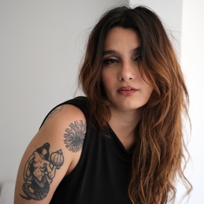 Listen to Rosa Paiva, watch music videos, read bio, see tour dates & more!