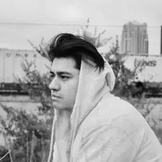 收听 Chayse Hurtado、观看音乐视频、阅读小传、查看巡演日期等 ！