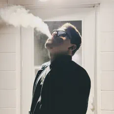 Poslechněte si interpreta Lil Axx, sledujte hudební videa, přečtěte si životopis, podívejte se na data turné a další informace.