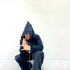 聆聽 K!DD BR!NXX、觀看音樂影片、閱讀小傳、查看巡演日期等！