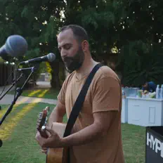 Escucha a Square Jam, mira vídeos musicales, lee la biografía, consulta fechas de giras y mucho más.