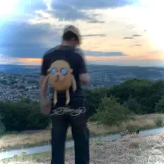 Ouça Finbow, assista a videoclipes, leia a biografia, veja as datas das turnês e mais!