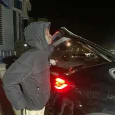 Poslechněte si interpreta Raf Dkbloody, sledujte hudební videa, přečtěte si životopis, podívejte se na data turné a další informace.
