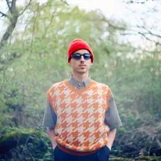 收听 Benjamin Rocca、观看音乐视频、阅读小传、查看巡演日期等 ！