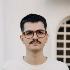 Hör dir Isaque Borges an, schau dir Musikvideos an, lies die Biografie, finde Tourdaten und mehr!