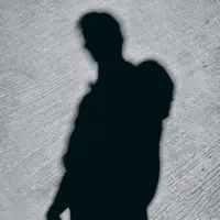 Luister naar undefined, bekijk muziekvideo's, lees de bio, bekijk de tourdata, en meer!