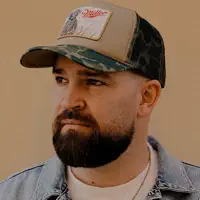 Hör dir undefined an, schau dir Musikvideos an, lies die Biografie, finde Tourdaten und mehr!