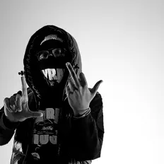 Dengarkan LMN 18K, tonton video musik, baca bio, lihat tanggal tur & lainnya!