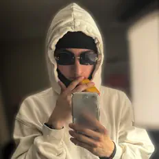 ca_cino을(를) 듣고, 뮤직 비디오를 보고, 약력을 읽고, 투어 일정 등을 확인하세요!
