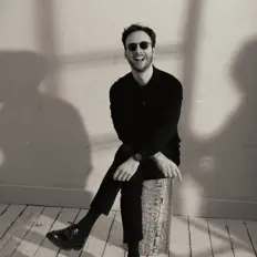 Listen to Julien Schwarz, watch music videos, read bio, see tour dates & more!