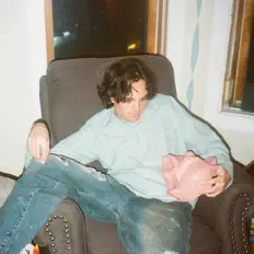 Gardening Club सुनें, म्यूज़िक वीडियो देखें, बायो पढ़ें, दौरे की तारीखें और बहुत कुछ देखें!