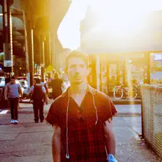 Danny Ayerを聴いたり、ミュージックビデオを鑑賞したり、経歴やツアー日程などを確認したりしましょう！